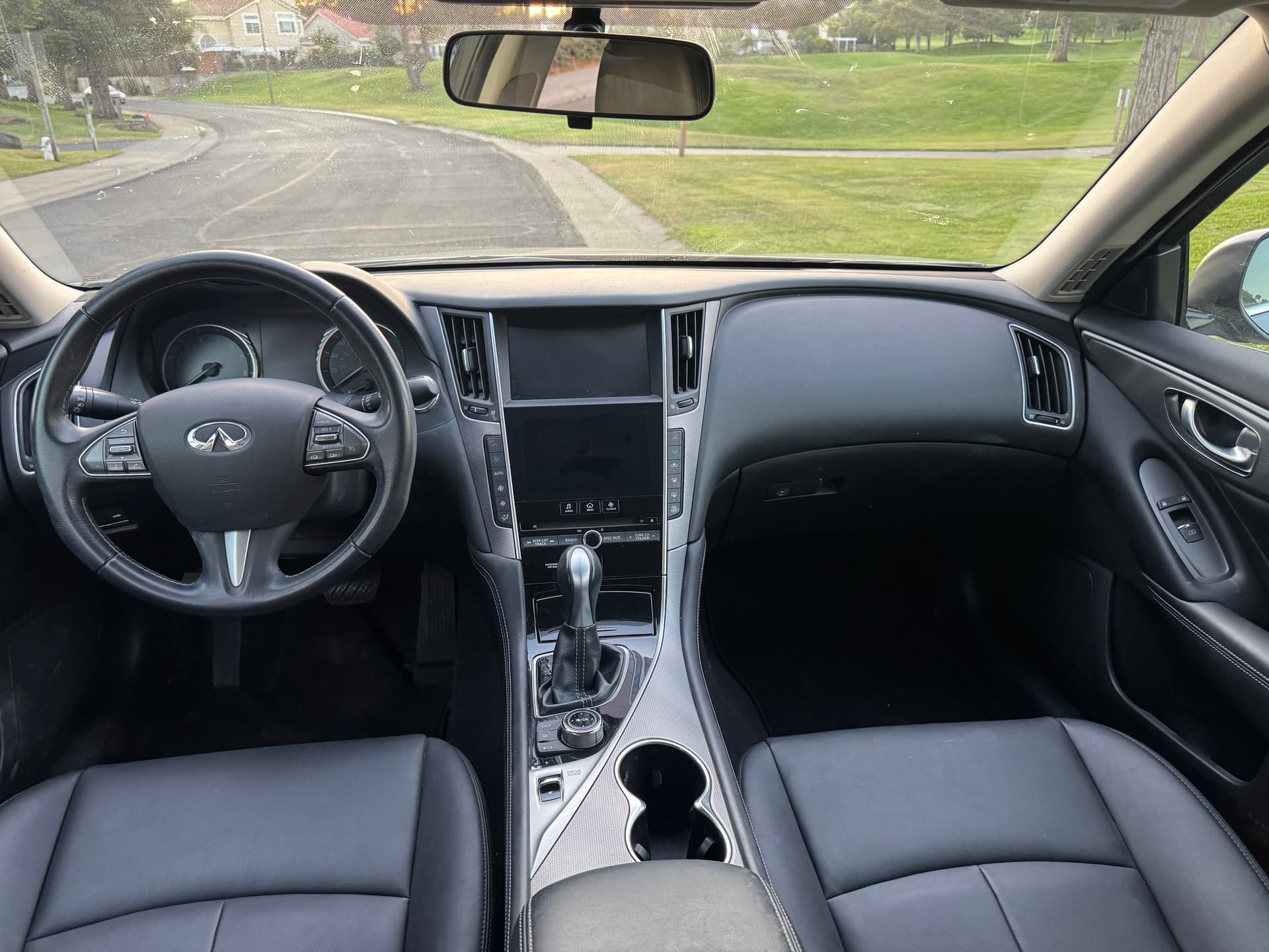 2015 Infiniti Q50 (3.7)