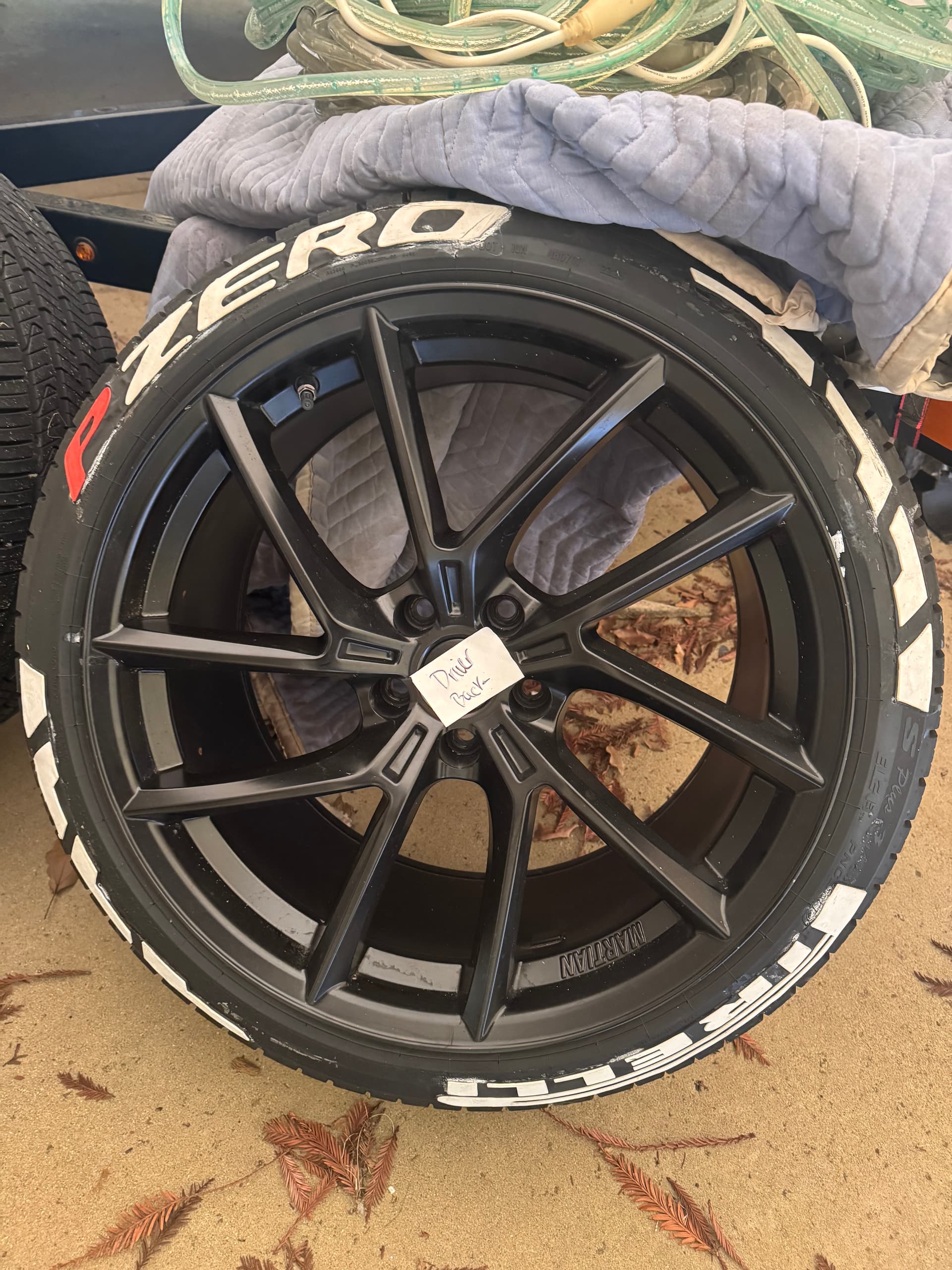 Tesla Wheels and Tire Set Model 3/Y